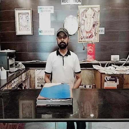 Hotel International Neelam Near New Delhi Railway Station Eksteriør billede