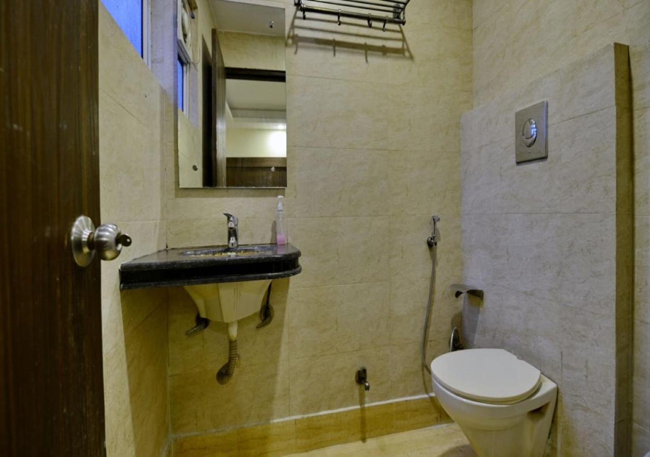 Hotel International Neelam Near New Delhi Railway Station Eksteriør billede